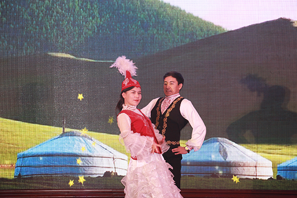 匠心智造 锐意进取 潍坊埃锐制动2018年度联欢会圆满举办 匠心智造 锐意进取 潍坊埃锐制动2018年度联欢会圆满举办