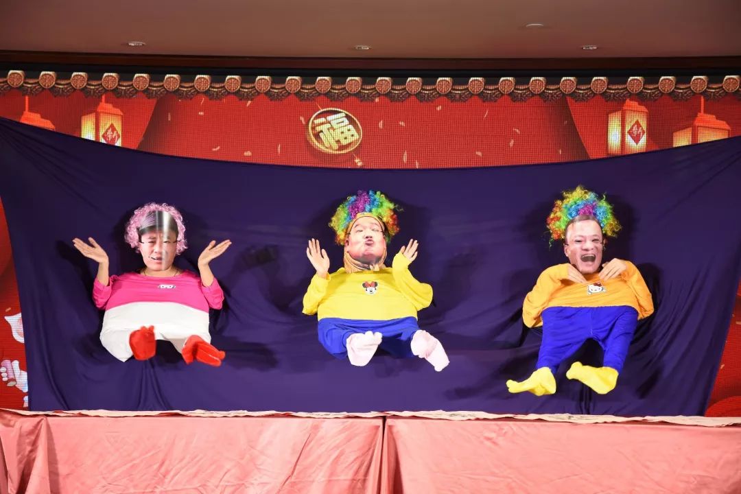 “磨砺以须·努力奔跑”北京龙润凯达集团主题年会圆满成功! “磨砺以须·努力奔跑”北京龙润凯达集团主题年会圆满成功!