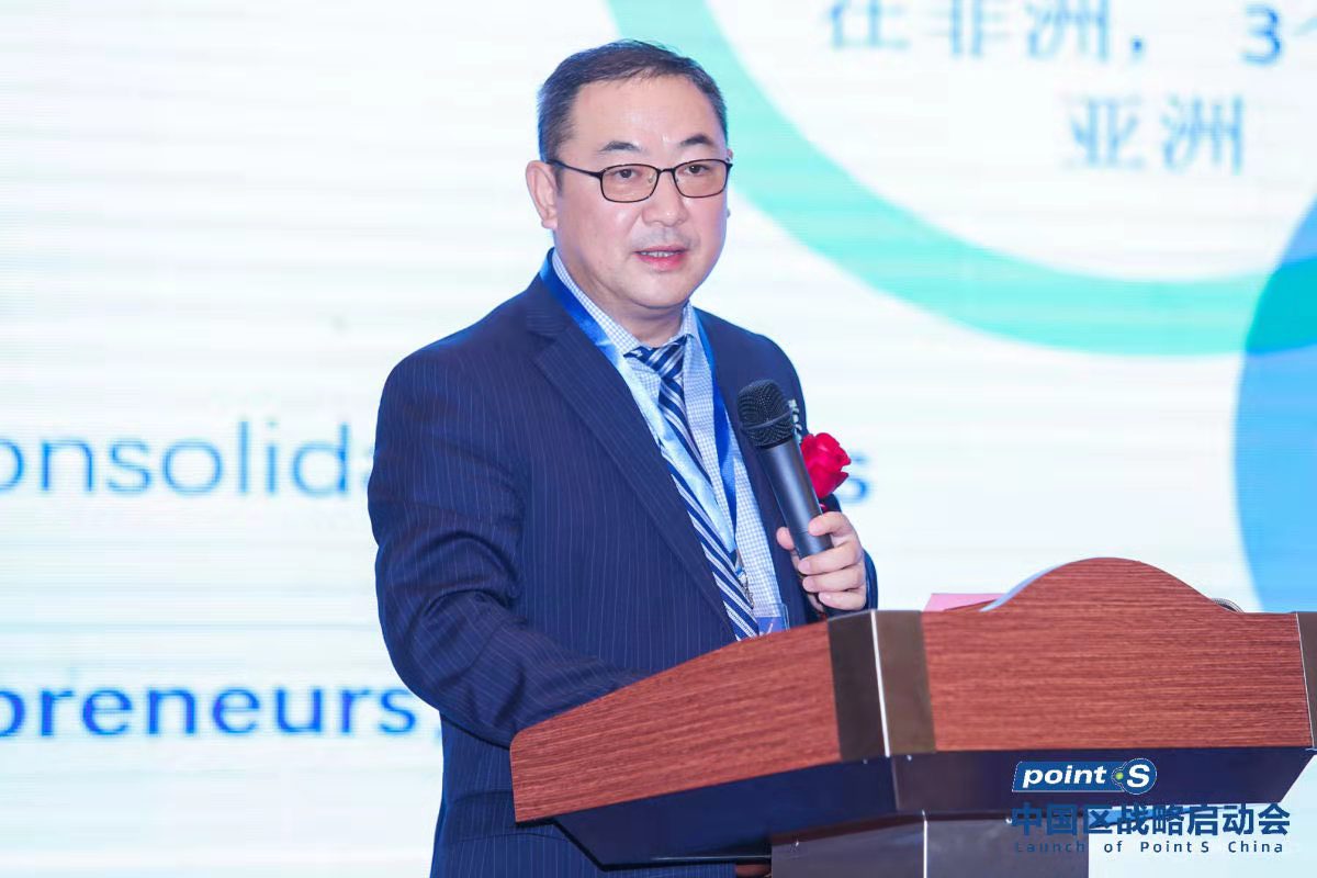 全球轮胎专家Point S进入中国,与小拇指汽修连锁、华胜汽修连锁强强联合战略合作 全球轮胎专家Point S进入中国,与小拇指汽修连锁、华胜汽修连锁强强联合战略合作