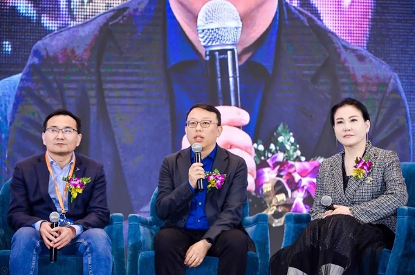 2019慧聪汽配汽保品牌盛会:上海荣耀绽放 缔造智造传奇 2019慧聪汽配汽保品牌盛会:上海荣耀绽放 缔造智造传奇