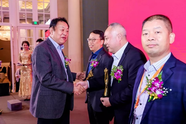 2019慧聪汽配汽保品牌盛会:上海荣耀绽放 缔造智造传奇 2019慧聪汽配汽保品牌盛会:上海荣耀绽放 缔造智造传奇