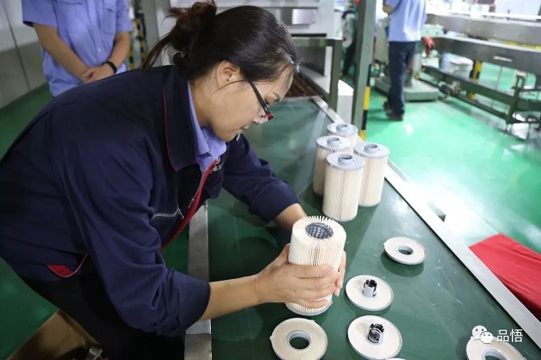 2019年河南省过滤器组合钳工技能竞赛在平滤公司成功举办 2019年河南省过滤器组合钳工技能竞赛在平滤公司成功举办