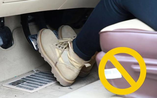 “油门当刹车”为何屡见不鲜?究竟汽车设计缺陷还是驾驶技术不佳? “油门当刹车”为何屡见不鲜?究竟汽车设计缺陷还是驾驶技术不佳?