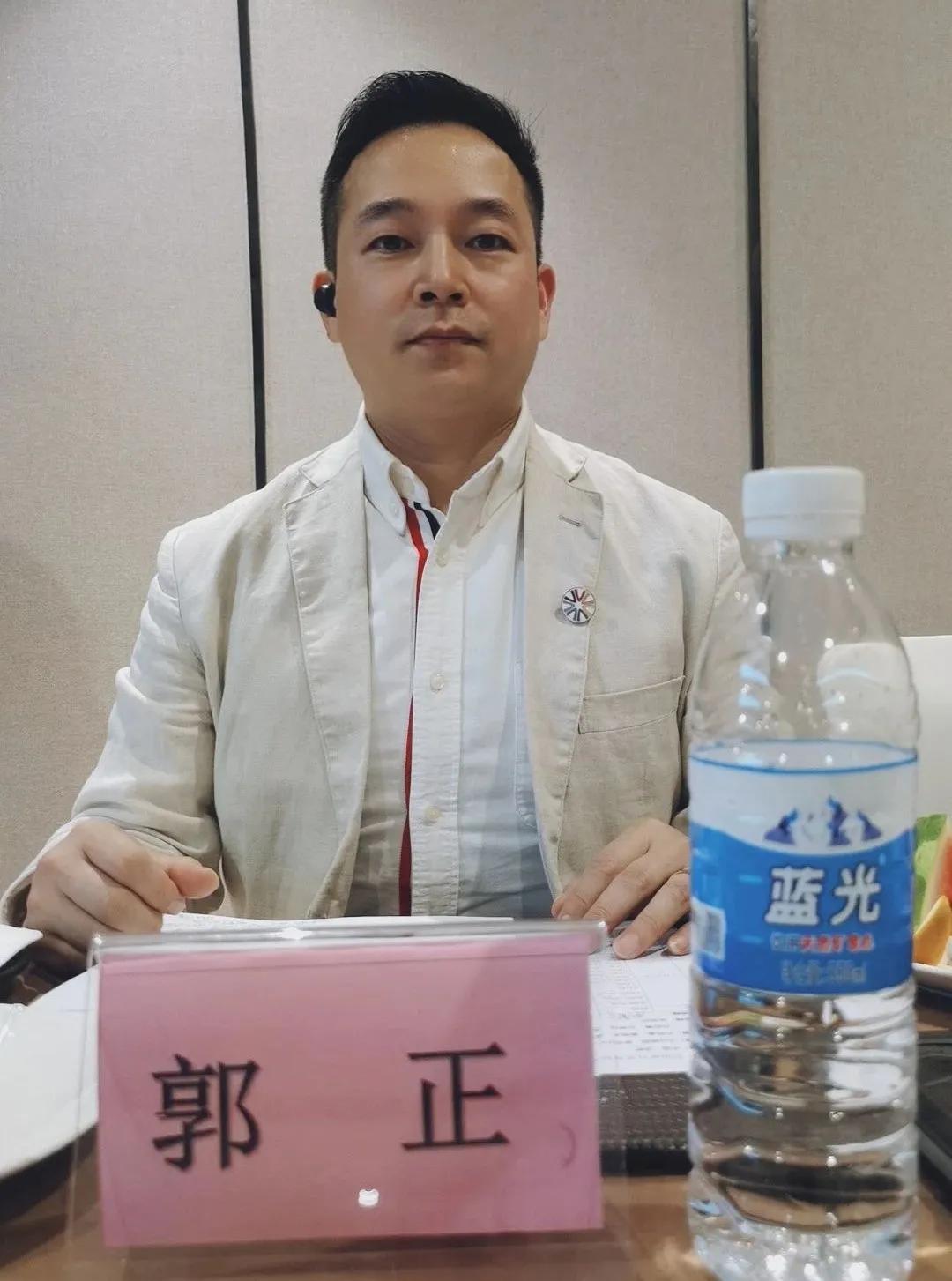 我以私董会为荣!汽车后市场7+N企业家私董会第三届一次会议成功召开! 我以私董会为荣!汽车后市场7+N企业家私董会第三届一次会议成功召开!