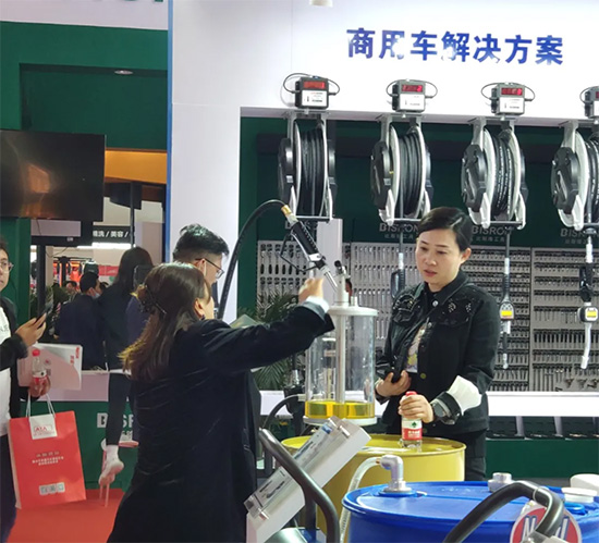 霍氏润滑油与士商路博战略签约活动成功举办 霍氏润滑油与士商路博战略签约活动成功举办