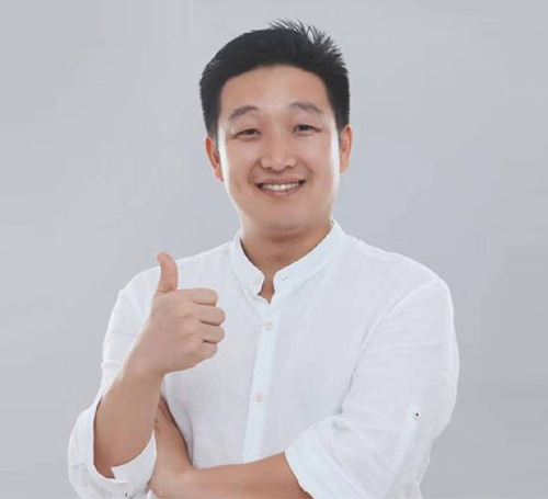 慧聪汽车携企业家为行业同仁拜年! 慧聪汽车携企业家为行业同仁拜年!