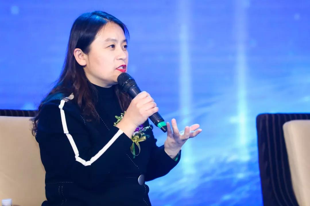潘丽华:新零售时代下,品牌连锁运营将促进行业整合 潘丽华:新零售时代下,品牌连锁运营将促进行业整合