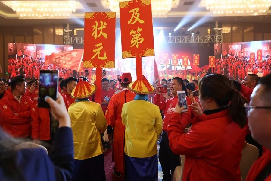 追梦人&致初心——第四届《光荣与梦想》中国精英盛典圆满收官 追梦人&致初心——第四届《光荣与梦想》中国精英盛典圆满收官