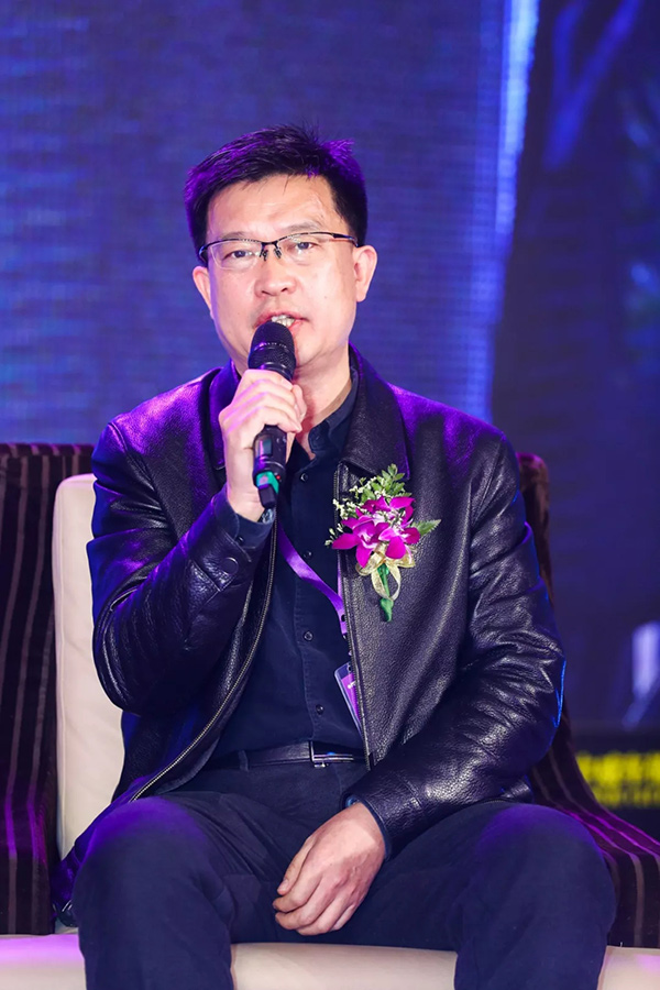 陆舜:消费者为王 提升服务创造价值! 陆舜:消费者为王 提升服务创造价值!