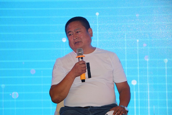 2019石家庄峰会优秀汽车服务商——石家庄金鹰韩秀峰 2019石家庄峰会优秀汽车服务商——石家庄金鹰韩秀峰