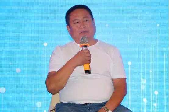 2019石家庄峰会优秀汽车服务商——石家庄金鹰韩秀峰 2019石家庄峰会优秀汽车服务商——石家庄金鹰韩秀峰