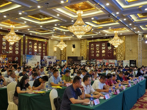 汽车后巿场(石家庄)影响力峰会赵义芬致辞 汽车后巿场(石家庄)影响力峰会赵义芬致辞