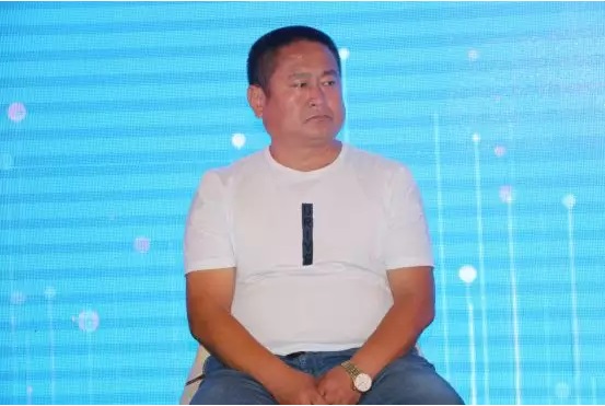 2019石家庄峰会优秀汽车服务商——石家庄金鹰韩秀峰 2019石家庄峰会优秀汽车服务商——石家庄金鹰韩秀峰