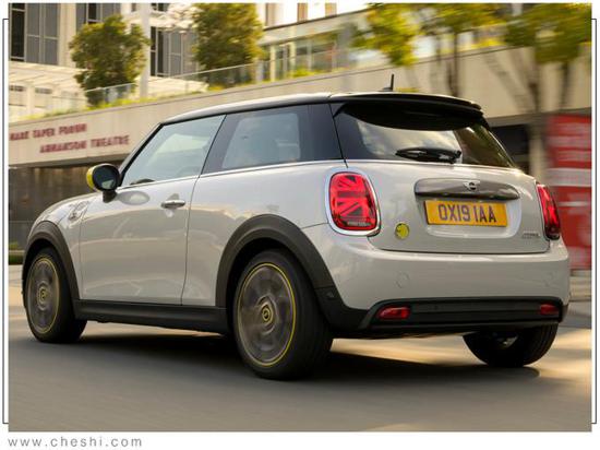 MINI Cooper SE曝光 搭1.5L插混/续航提升 MINI Cooper SE曝光 搭1.5L插混/续航提升
