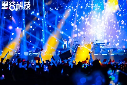 点燃威海星空!10月10日黑谷之夜演唱会圆满成功! 点燃威海星空!10月10日黑谷之夜演唱会圆满成功!
