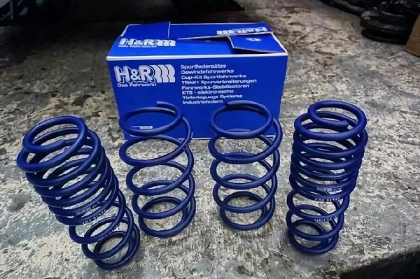 H&R：一条有灵魂的弹簧
