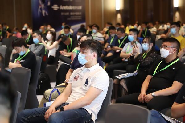 第十五届中国4S店汽车用品经营管理高级研修班 暨《汽车装饰用品采购规范》出版发行圆满结束 第十五届中国4S店汽车用品经营管理高级研修班 暨《汽车装饰用品采购规范》出版发行圆满结束