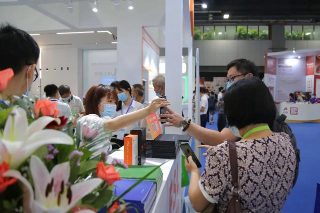 智慧建造,与你同行!佛山照明亮相2020广州国际建筑产业博览会 智慧建造,与你同行!佛山照明亮相2020广州国际建筑产业博览会