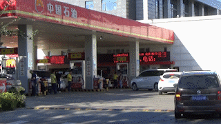 车子油耗升高,十有八九是这个地方不干净,一招搞定! 车子油耗升高,十有八九是这个地方不干净,一招搞定!