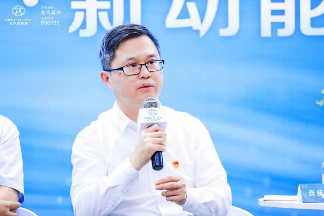 新能源车“换电模式”站上风口,经济性/电池标准成关键因素 新能源车“换电模式”站上风口,经济性/电池标准成关键因素