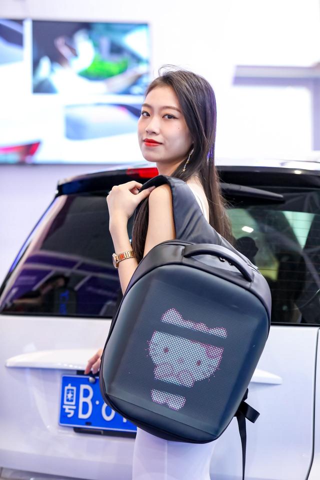 LED创意产品需求火爆,礼品展现场盛况直击! LED创意产品需求火爆,礼品展现场盛况直击!