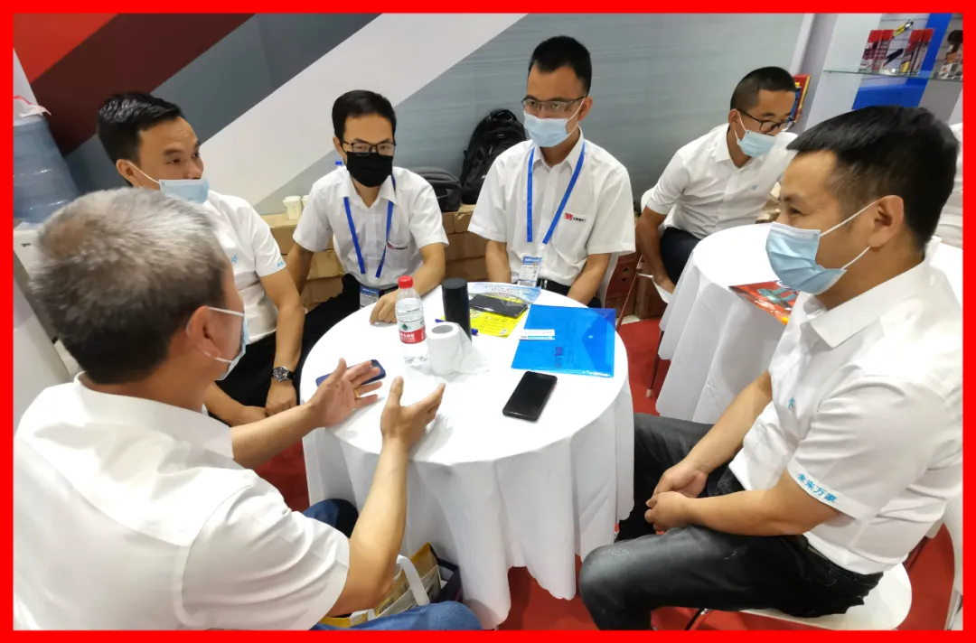 第三十五届中国国际五金交易会【现场速递】 第三十五届中国国际五金交易会【现场速递】