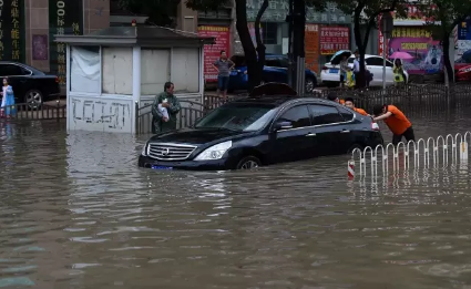2021年新能源汽车产销量超120万 涉水安全问题不在忧虑 2021年新能源汽车产销量超120万 涉水安全问题不在忧虑