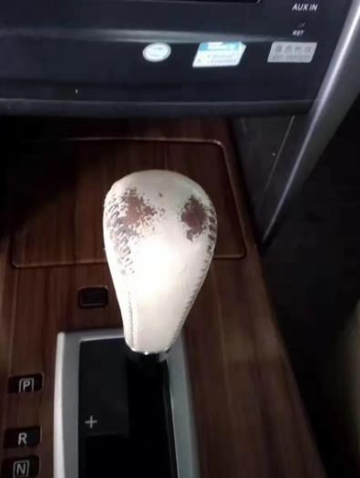 汽车档位杆皮被磨损了怎么办? 汽车档位杆皮被磨损了怎么办?