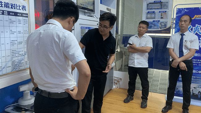 精一门阜阳中源店汪泽庆:凝心聚力,逐浪汽车后市场 精一门阜阳中源店汪泽庆:凝心聚力,逐浪汽车后市场