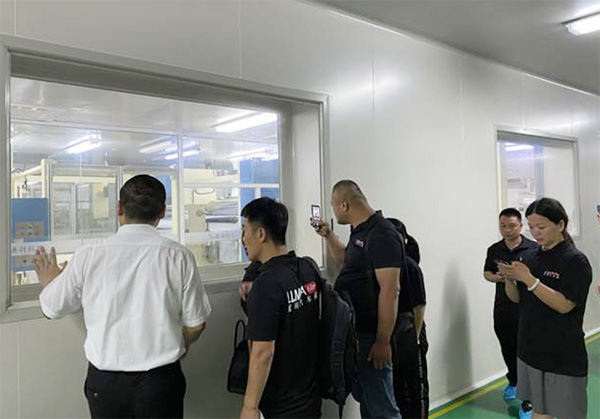 国内汽车膜市场发展进入新阶段 大品牌以硬实力角逐市场 国内汽车膜市场发展进入新阶段 大品牌以硬实力角逐市场