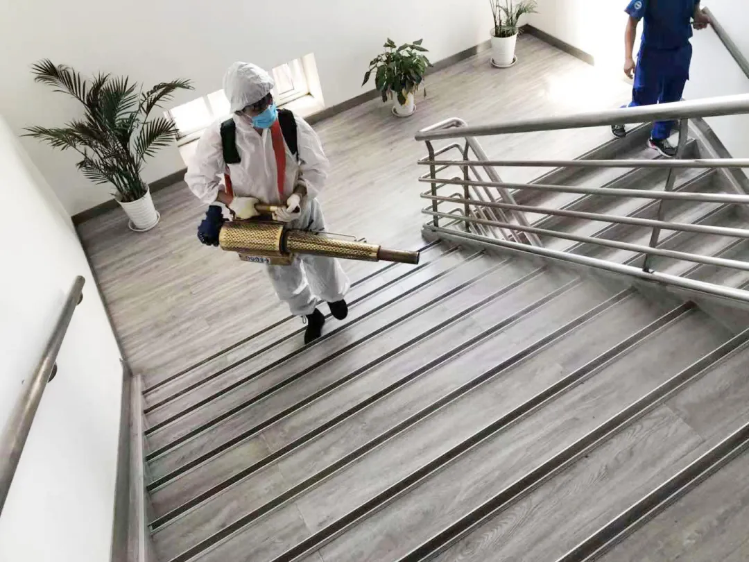 不留死角 全面消杀 | 五方天雅邀请朝阳区蓝天救援队进行全面消杀工作 不留死角 全面消杀 | 五方天雅邀请朝阳区蓝天救援队进行全面消杀工作