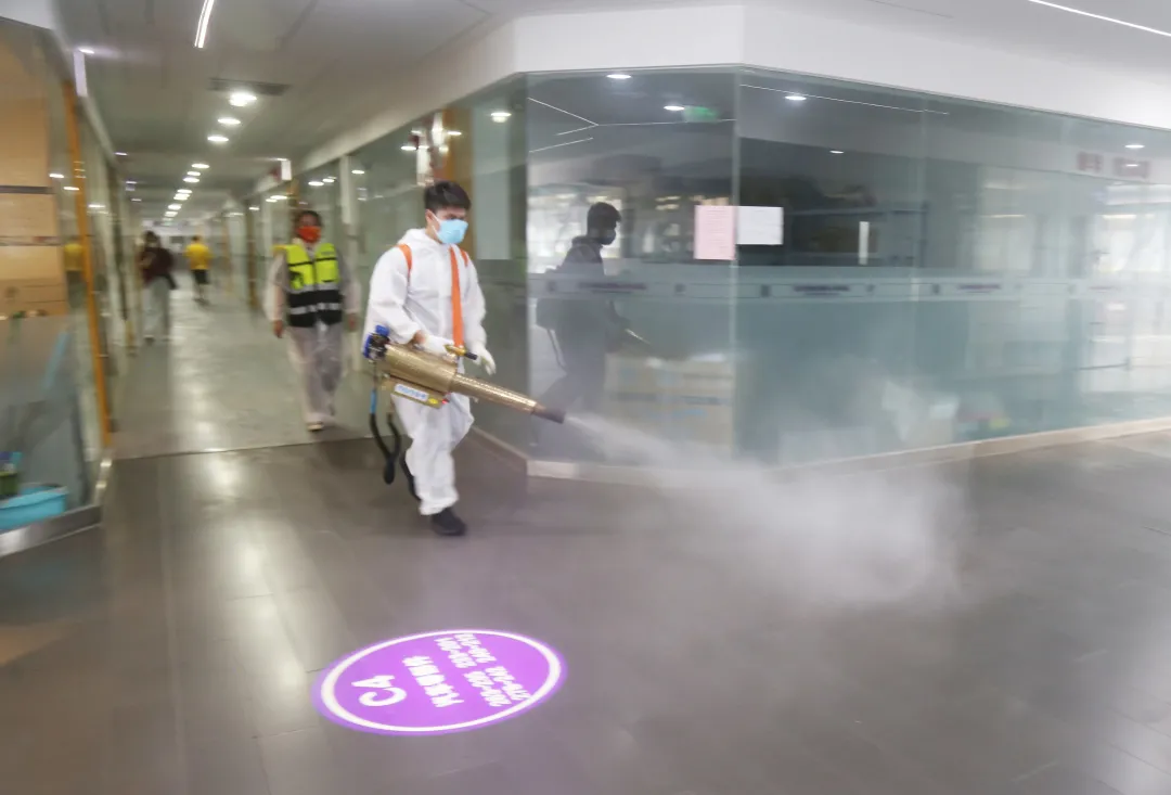 不留死角 全面消杀 | 五方天雅邀请朝阳区蓝天救援队进行全面消杀工作 不留死角 全面消杀 | 五方天雅邀请朝阳区蓝天救援队进行全面消杀工作