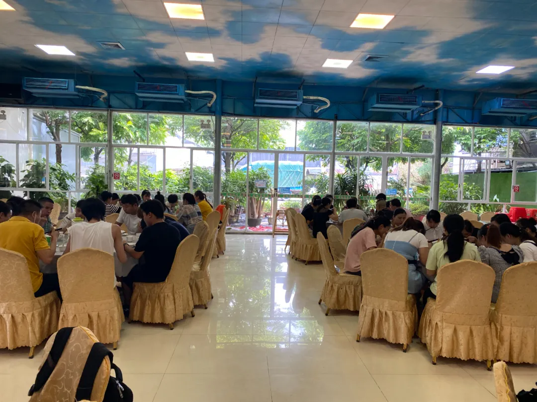 夏日团建圆满成功|中国·鼎易24周年黄腾峡漂流奋进之旅精彩回顾 夏日团建圆满成功|中国·鼎易24周年黄腾峡漂流奋进之旅精彩回顾