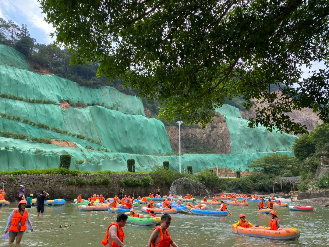 夏日团建圆满成功|中国·鼎易24周年黄腾峡漂流奋进之旅精彩回顾 夏日团建圆满成功|中国·鼎易24周年黄腾峡漂流奋进之旅精彩回顾