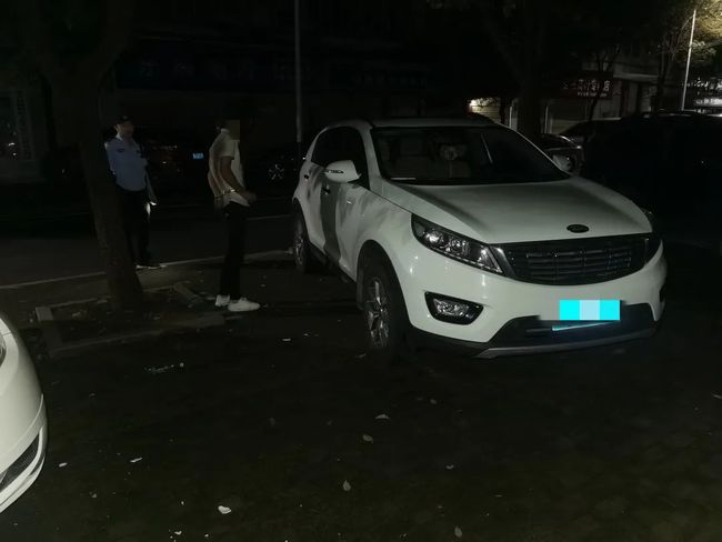 以旧换新?两人用废旧汽车配件“换”新配件被抓! 以旧换新?两人用废旧汽车配件“换”新配件被抓!