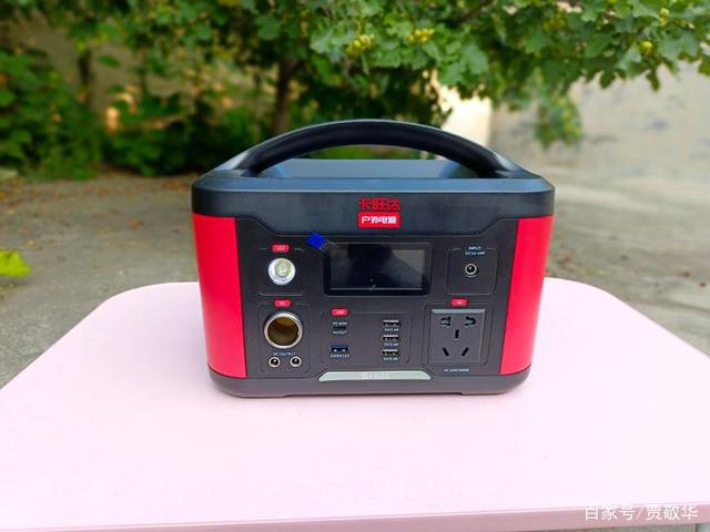 支持220V、9V等多种电压输出 卡旺达户外电源变身小型发电机 支持220V、9V等多种电压输出 卡旺达户外电源变身小型发电机