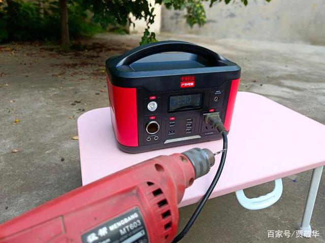 支持220V、9V等多种电压输出 卡旺达户外电源变身小型发电机 支持220V、9V等多种电压输出 卡旺达户外电源变身小型发电机