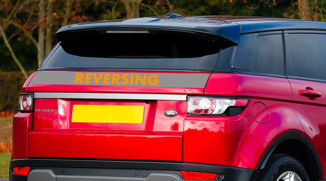 Apple Car 新专利:车外LED交互显示屏 Apple Car 新专利:车外LED交互显示屏