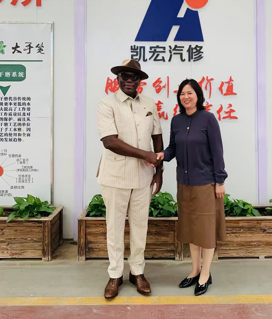 塞拉利昂共和国驻华大使走进大手笔 塞拉利昂共和国驻华大使走进大手笔
