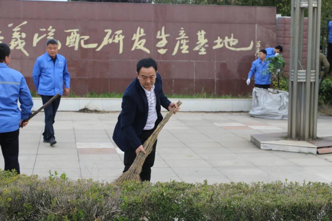 新开端、新起点、新气象、新面貌-信义制动公司开展卫生大扫除活动 新开端、新起点、新气象、新面貌-信义制动公司开展卫生大扫除活动