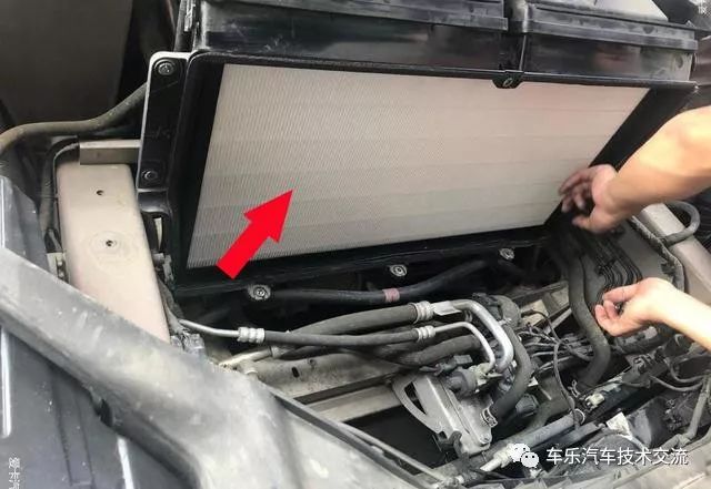 新能源汽车的空气滤芯如何更换? 新能源汽车的空气滤芯如何更换?