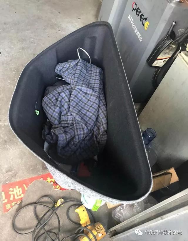 新能源汽车的空气滤芯如何更换? 新能源汽车的空气滤芯如何更换?