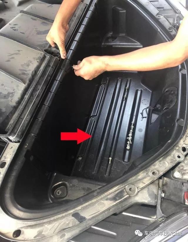 新能源汽车的空气滤芯如何更换? 新能源汽车的空气滤芯如何更换?
