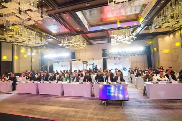 航天云衣全御真彩TPU改色膜惊喜上市 航天云衣全御真彩TPU改色膜惊喜上市