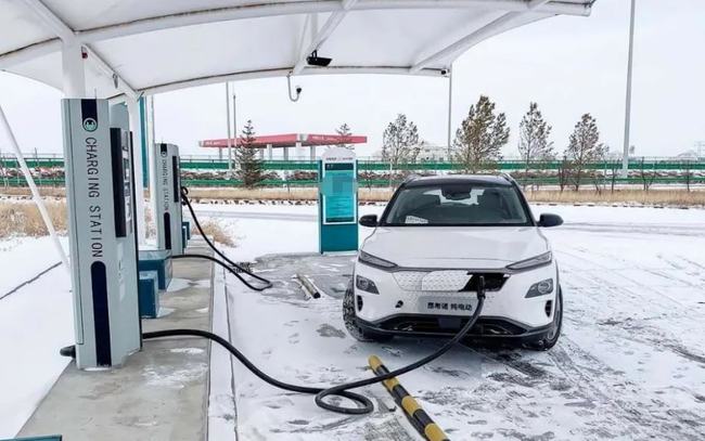 东北暴雪大到模糊,新能源汽车“遮羞布”被吹翻 东北暴雪大到模糊,新能源汽车“遮羞布”被吹翻