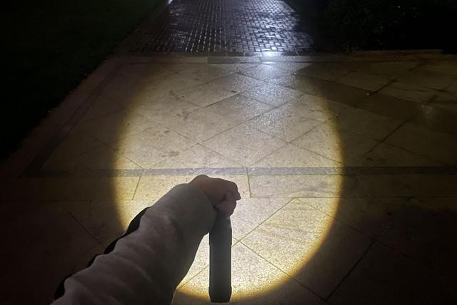 长途出行的汽车必备利器:卡儿酷汽车启动电源 长途出行的汽车必备利器:卡儿酷汽车启动电源