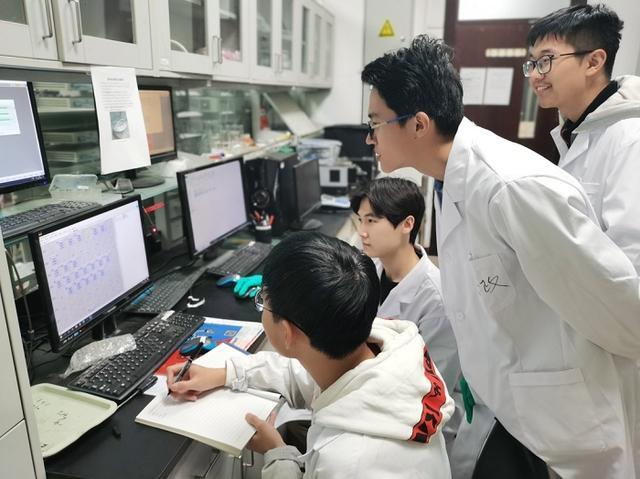 LG新能源(中国)发布中国动力电池行业首份ESG报告 LG新能源(中国)发布中国动力电池行业首份ESG报告