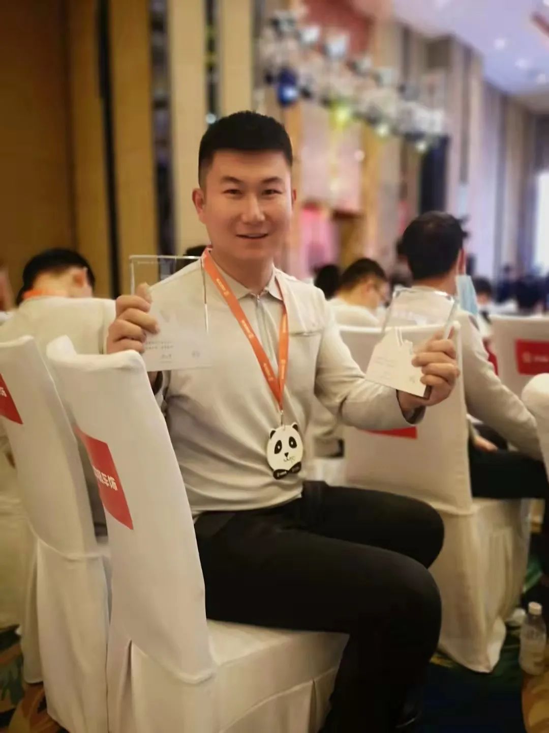 小县城偏僻角落贴膜店,如何起死回生吸引众车主慕名而来? 小县城偏僻角落贴膜店,如何起死回生吸引众车主慕名而来?