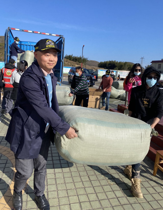 卡儿酷心系教育,携手韶关马帮,爱心助学 卡儿酷心系教育,携手韶关马帮,爱心助学