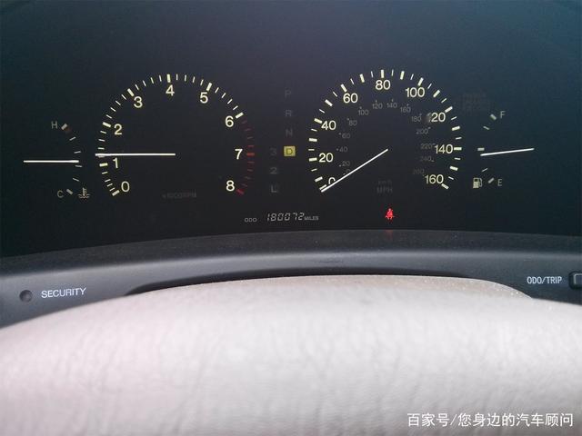 为什么发动机怠速都在600-800转之间? 为什么发动机怠速都在600-800转之间?